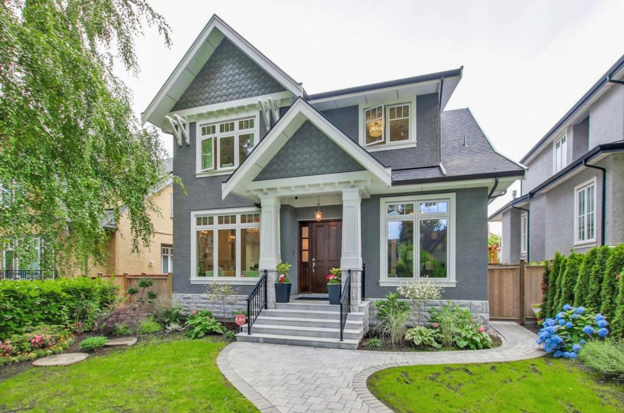 2971 West 31st Avenue Exterior